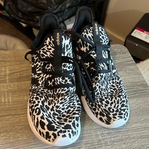 Leopard adidas cloud foam comfort